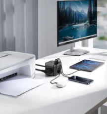 Bloc multiprise Baseus PowerCombo Cube 3 prises AC + 2 ports USB + 2 ports USB-C 30W 1,5 m EU - Noir