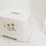 Tabouret ours taille L (ivoire blanc)