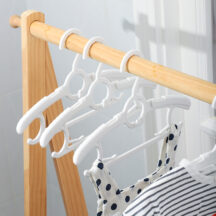 Lot de 5 cintres pour enfants